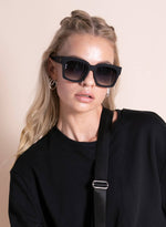 Load image into Gallery viewer, Otra Eyewear Alba Sunnies - Tortoise
