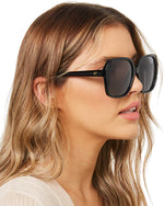 Load image into Gallery viewer, Le Specs FroFro Alt Fit Sunnies - Black
