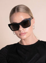 Load image into Gallery viewer, Otra Eyewear Collective Sunnies - Black
